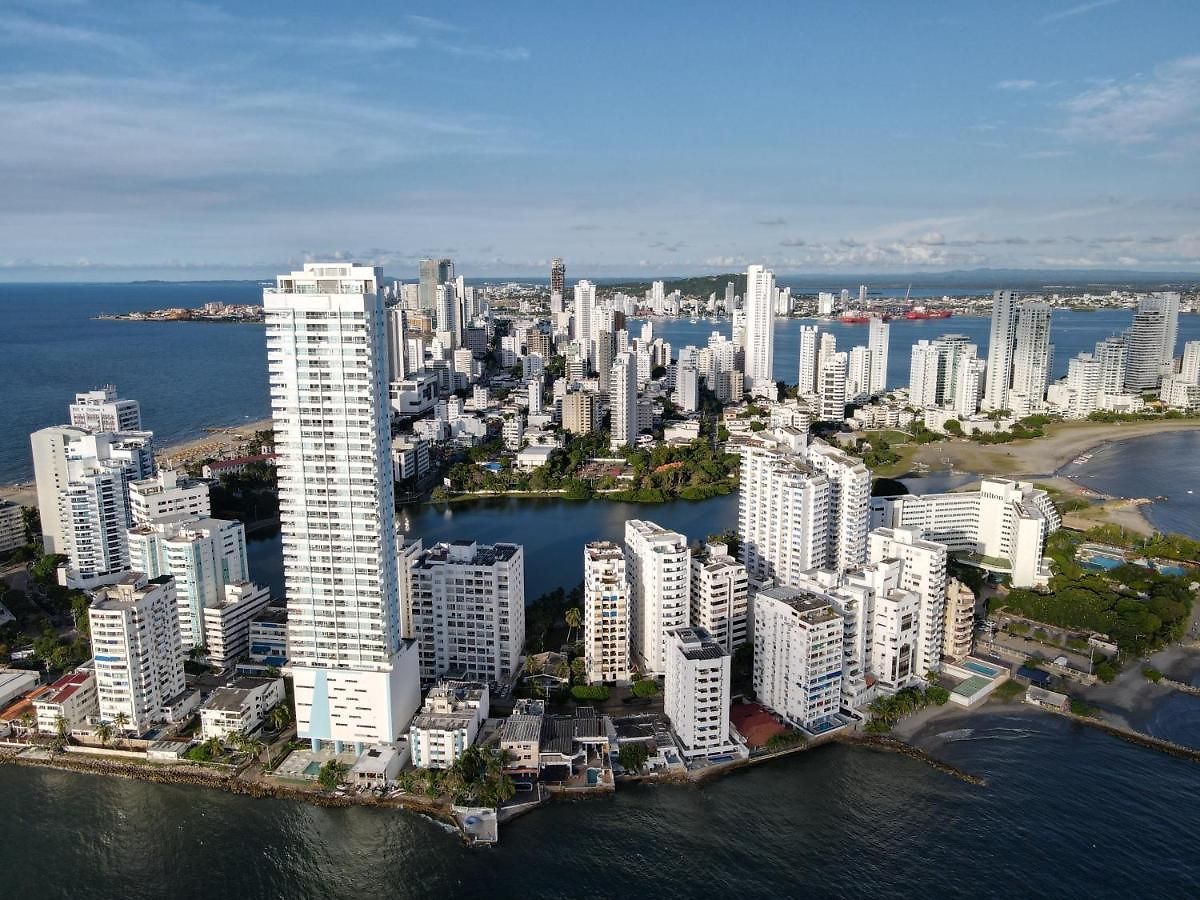 Apartamento Modern 1br Wifi Breathtaking Oceanviews By Huespedia